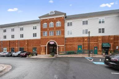 Main picture of 801 Pleasant Dr