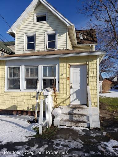 Main picture of 322 Elm St