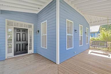 Main picture of 103 W Cormorant Ct