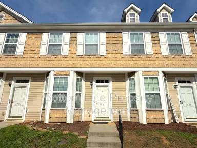 Main picture of 5703 Erin Dr