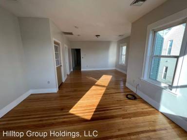 Main picture of 13 Winthrop St