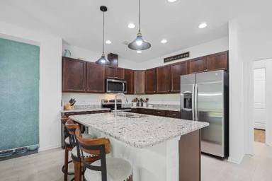 Main picture of 9337 Cool Breeze Dr