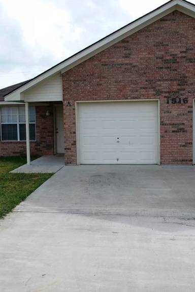 Main picture of 1516 Shoshoni Trl