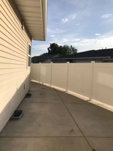 Main picture of 609 Windemere Cir