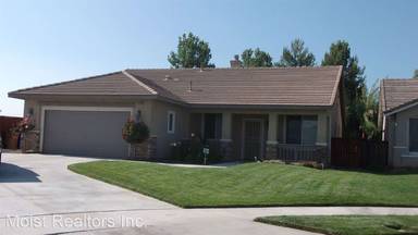 Main picture of 34400 Glenwood Dr