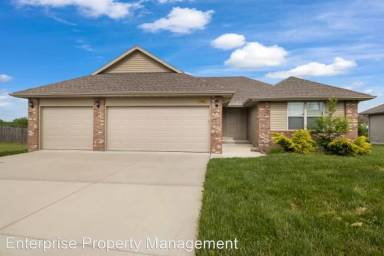 Main picture of 5468 W Yew St