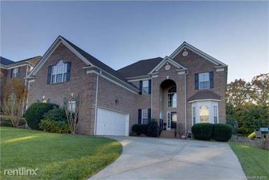 Main picture of 14038 Wolf Den Ln
