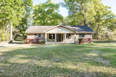 Main picture of 764 High Bluff Rd
