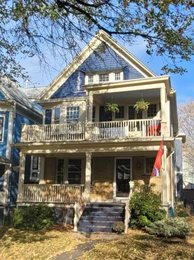 Main picture of 202 Anderson Pl