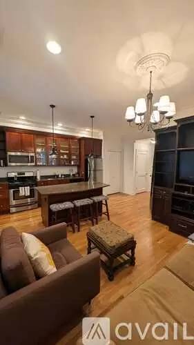 Main picture of 1707 N Crilly Ct