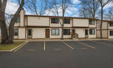 Main picture of 733 Alexander Rd