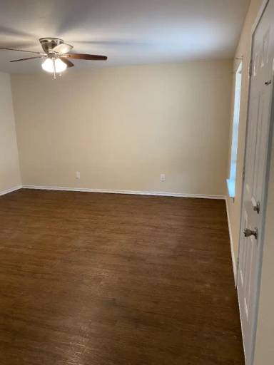 Main picture of 108 N 6th St
