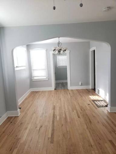 Main picture of 4585 Lowell Blvd