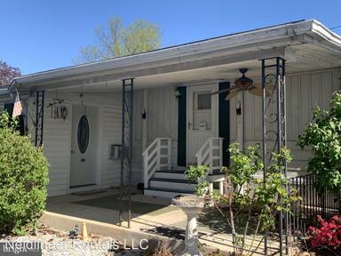 Main picture of 45 Kenwood Ave