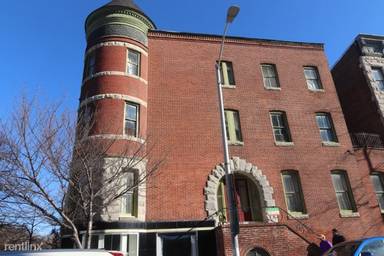 Main picture of 1323 N Calvert St