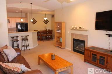 Main picture of 2421 Owens Ave
