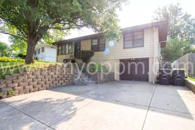 Main picture of 7467 Rogers Rd