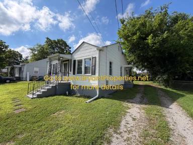 Main picture of 644 Carmel Ave