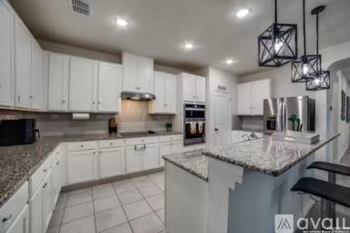 Main picture of 15323 Danae Bnd