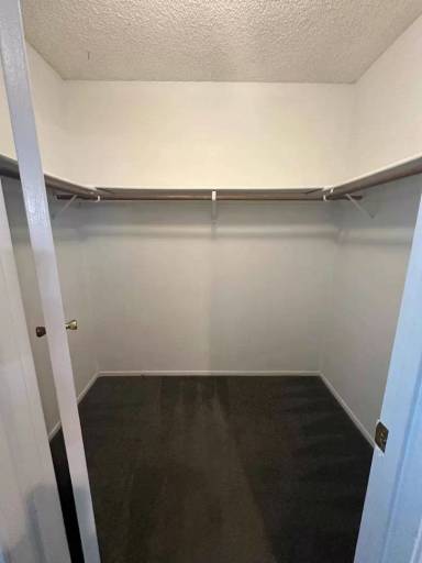 Main picture of 3571 Town Ct