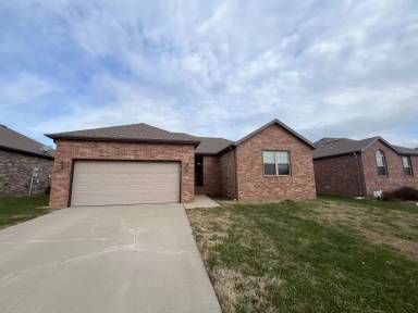 Main picture of 404 W Madrid St