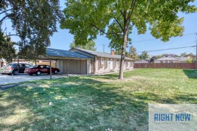 Main picture of 2010 S Owyhee St