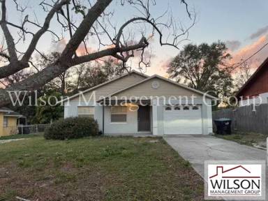 Main picture of 102 S Hart Blvd
