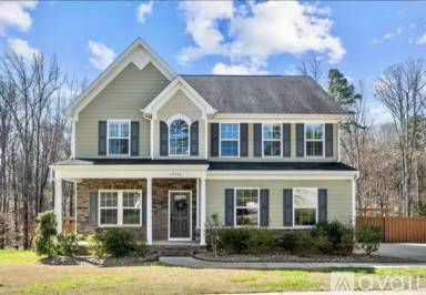 Main picture of 13521 Serenity St