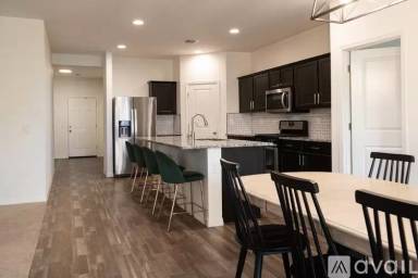 Main picture of 4590 W Foldwing Dr
