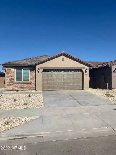 Main picture of 18756 W Canterbury Dr