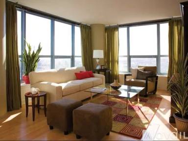 Main picture of Michigan Avenue Tower