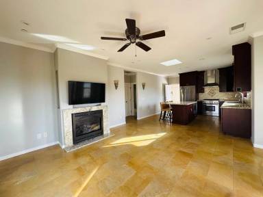 Main picture of 464 Sonoma Mountain Rd