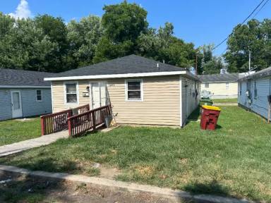 Main picture of 749B Mount Airy St