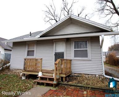 Main picture of 5113 Holdrege St