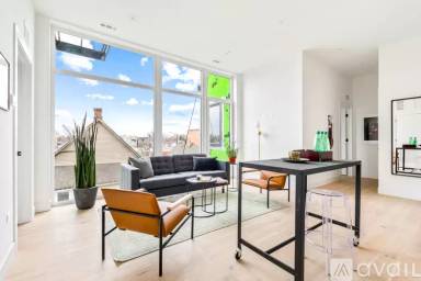 Main picture of The Monark