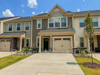 Main picture of 5 Eagle Field Ln