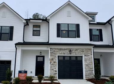 Main picture of 749 Putney Hill Rd