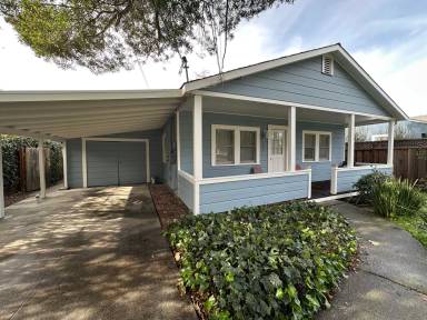 Main picture of 643 18th Ave