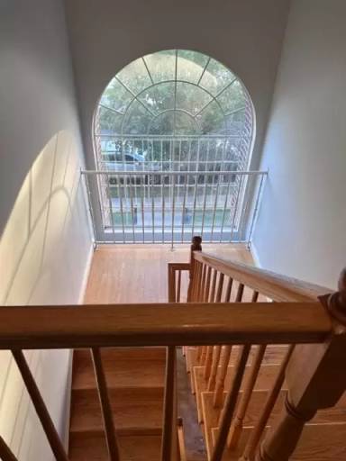 Main picture of 132 Chestnut St