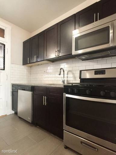 Main picture of 1435 W Lunt Ave