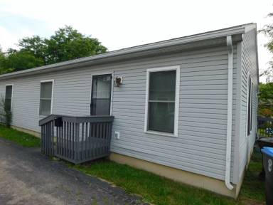 Main picture of 837 Jefferson St