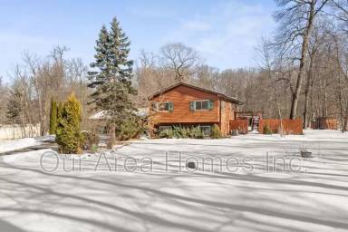 Main picture of 4850 McAllister Ave NE