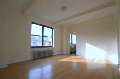 Main picture of 162 2nd Ave