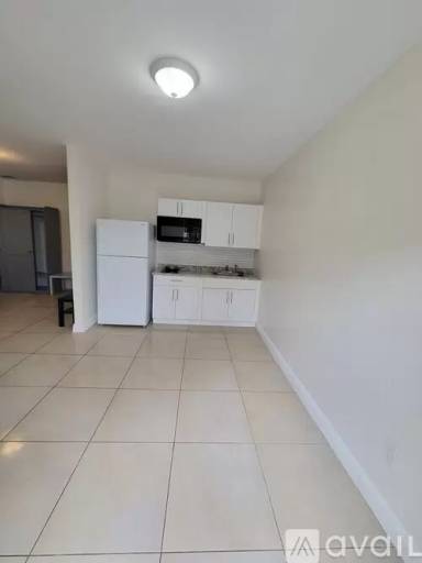 Main picture of 808 NW 19 Unit Unit St
