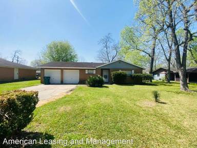 Main picture of 540 Carnahan Pl