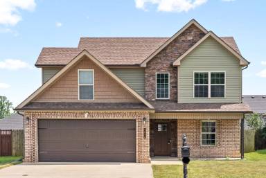 Main picture of 1212 Gentry Dr