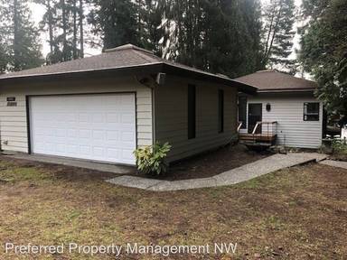 Main picture of 15805 Larch Way