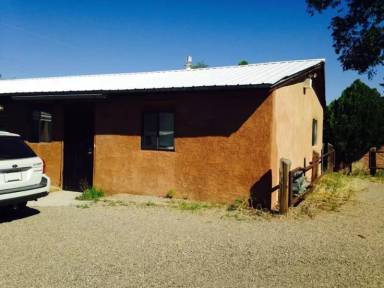 Main picture of 1522 Cochiti St