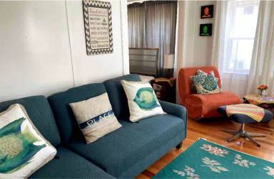 Main picture of 606 5th Ave