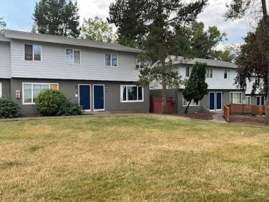 Main picture of 1536 E 3rd St